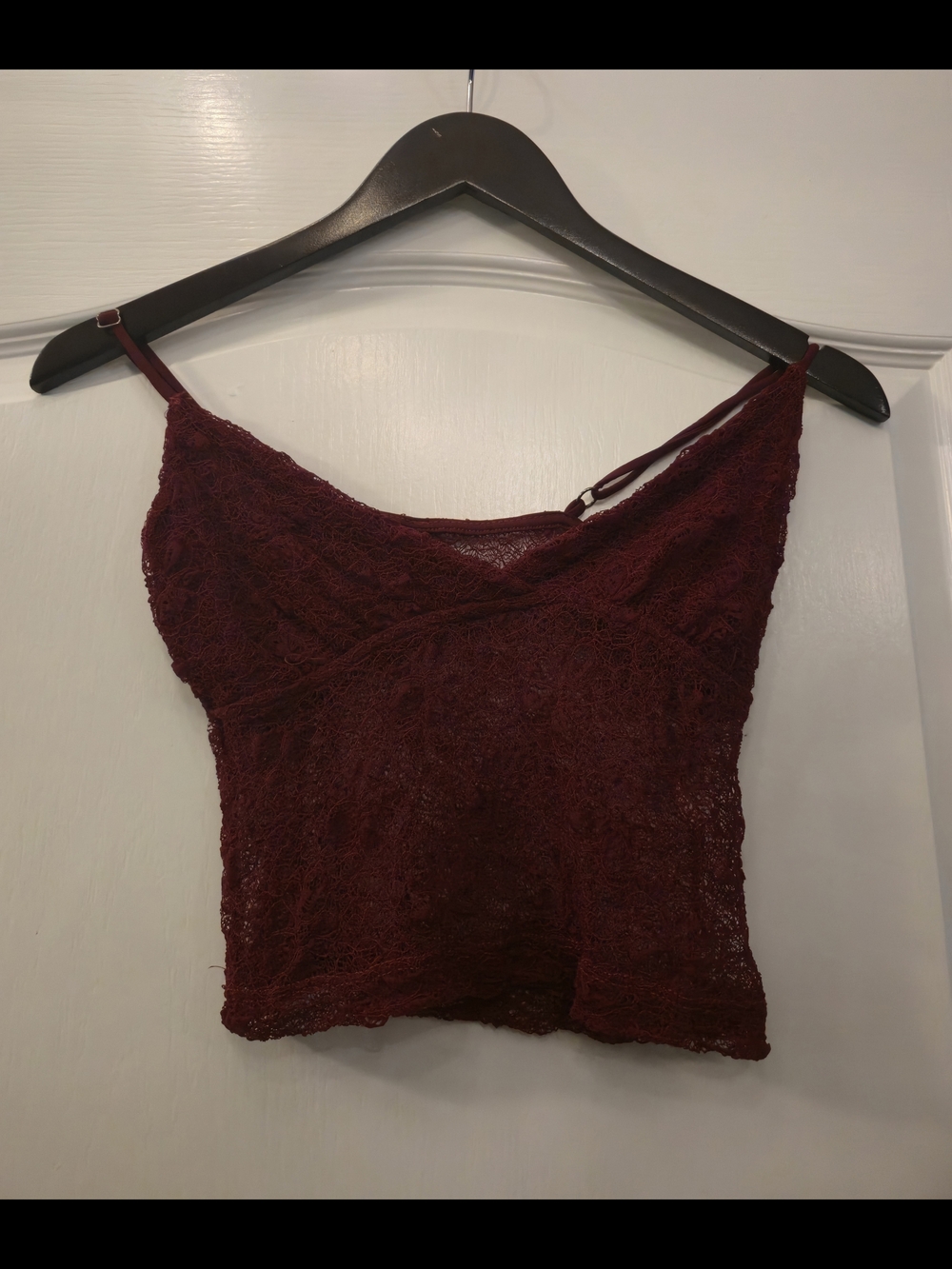 Women's Lace Cami Tank Top - Burgundy